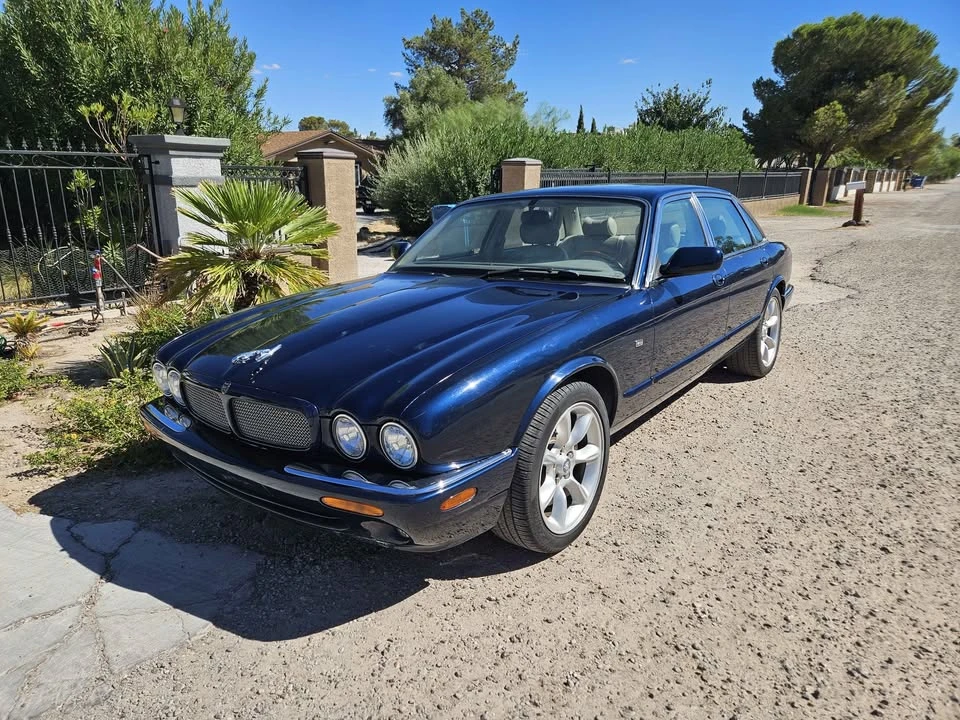 1999 Jaguar X308 XJ - Image 4 of 12