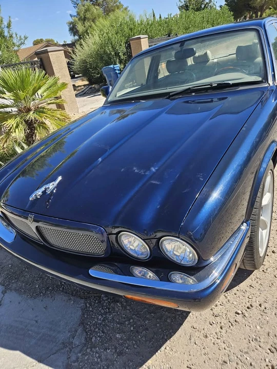 1999 Jaguar X308 XJ - Image 2 of 12