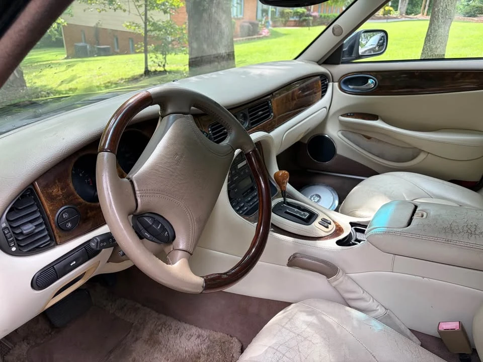 1999 Jaguar X308 XJ - Image 6 of 10