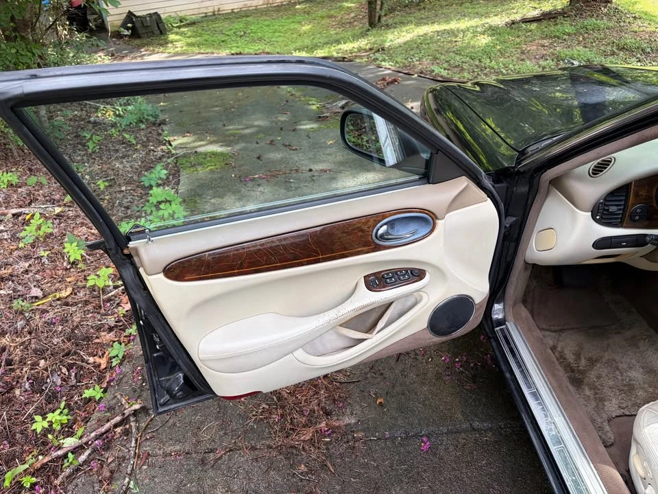 1999 Jaguar X308 XJ - Image 5 of 10
