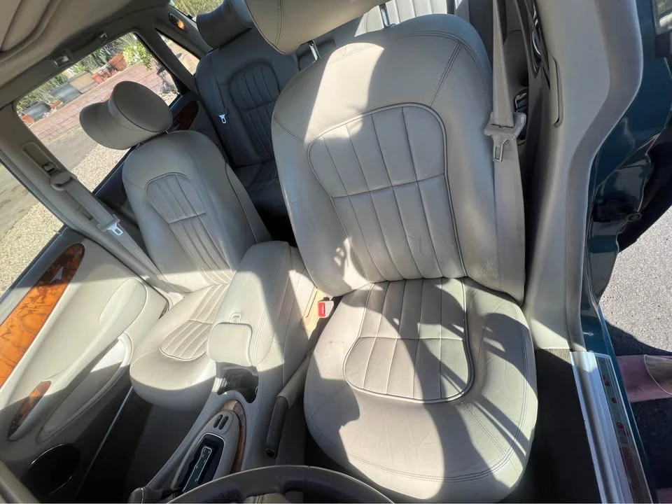 1999 Jaguar X308 XJ - Image 4 of 6
