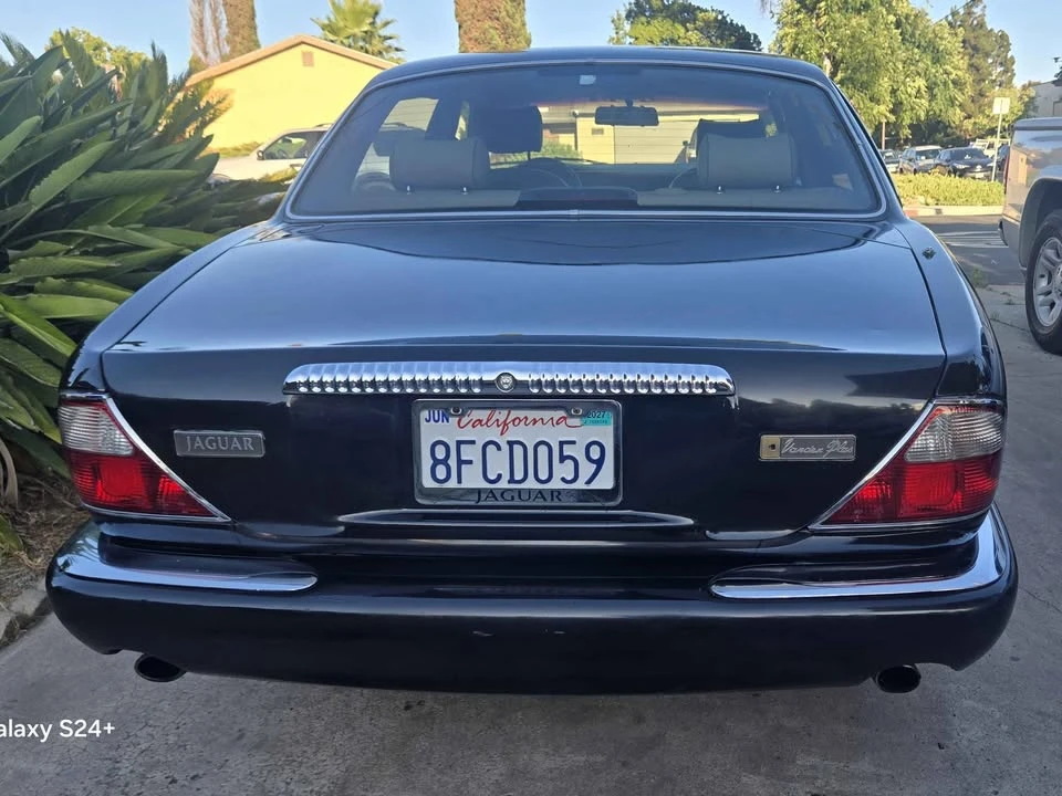 1999 Jaguar X308 XJ - Image 2 of 14
