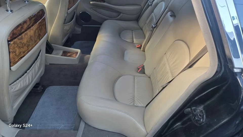 1999 Jaguar X308 XJ - Image 8 of 14