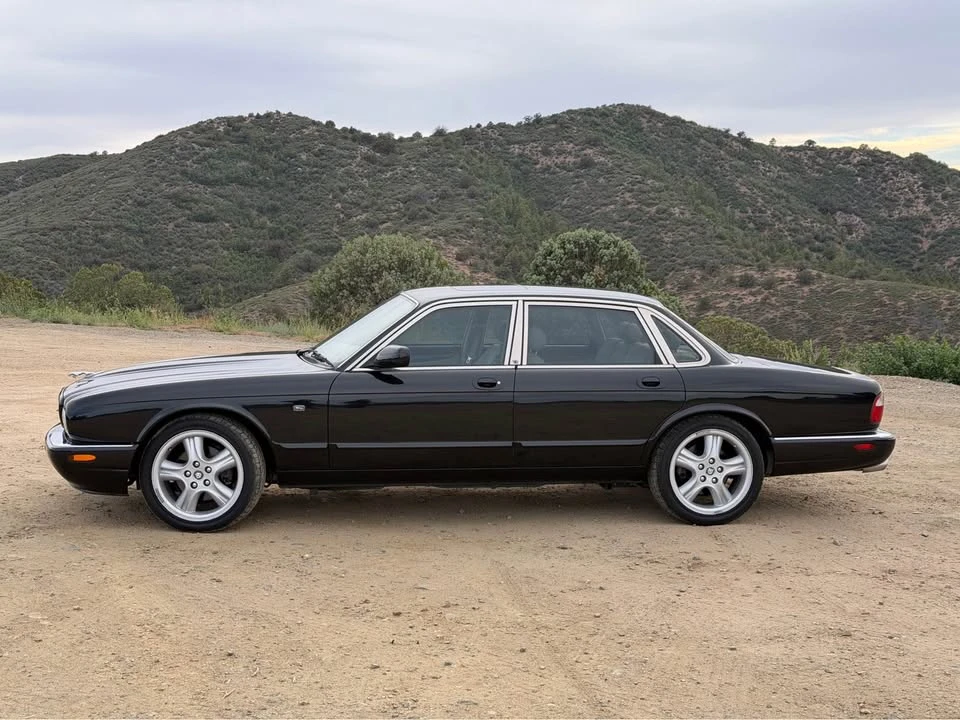 1999 Jaguar X308 XJR - Image 5 of 13