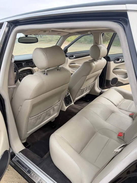 1999 Jaguar X308 XJR - Image 6 of 13