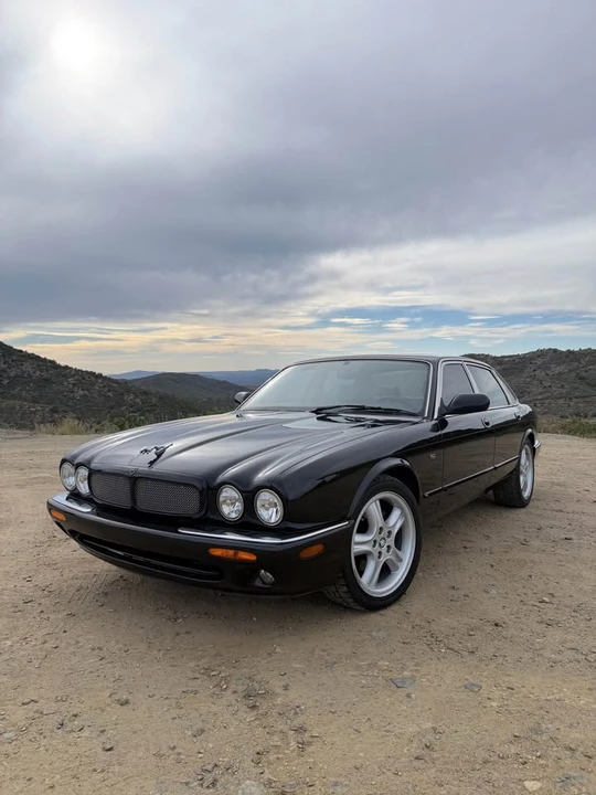 1999 Jaguar X308 XJR - Image 12 of 13