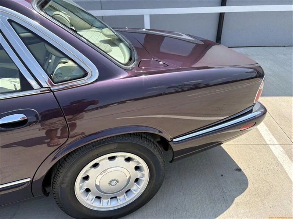 1999 Jaguar X308 XJ - Image 15 of 31