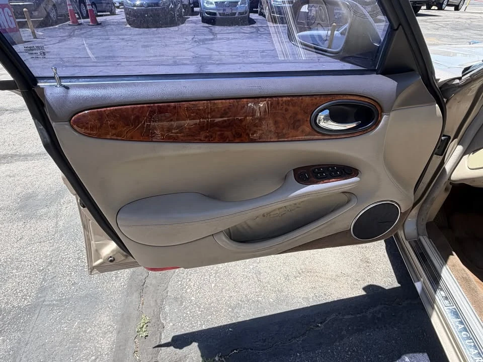 1999 Jaguar X308 XJ - Image 18 of 20