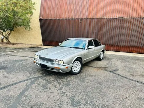 1999 Jaguar XJ8