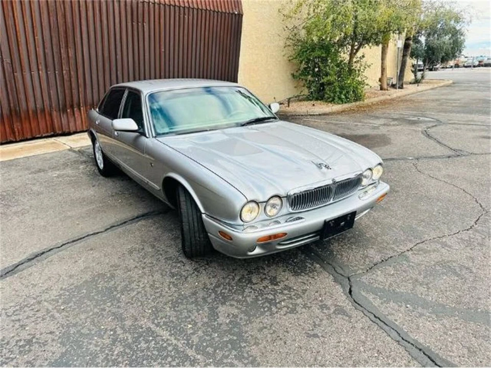 1999 Jaguar X308 XJ - Image 6 of 17