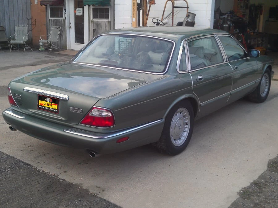 1999 Jaguar X308 XJ - Image 3 of 3