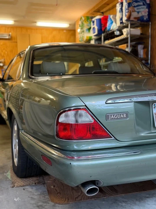 1999 Jaguar X308 XJ - Image 2 of 9