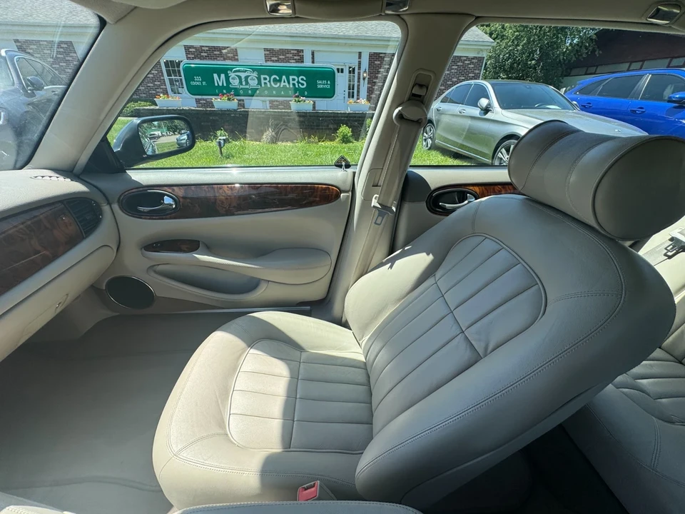 1999 Jaguar X308 XJ - Image 16 of 21