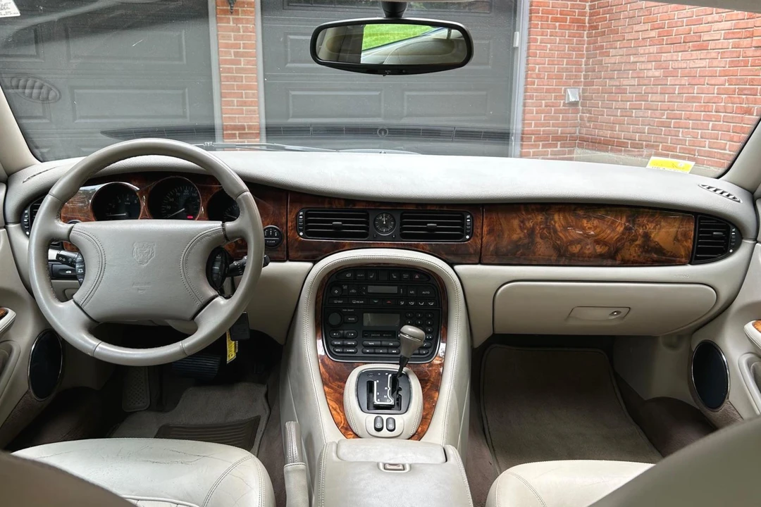 1999 Jaguar X308 XJ - Image 23 of 31