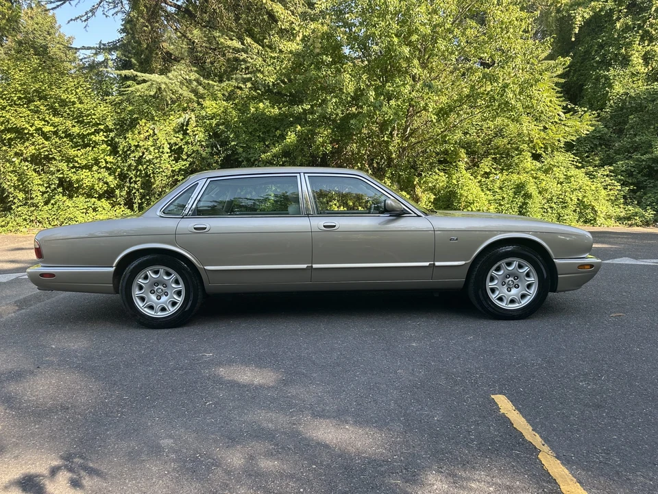 1999 Jaguar X308 XJ - Image 14 of 31