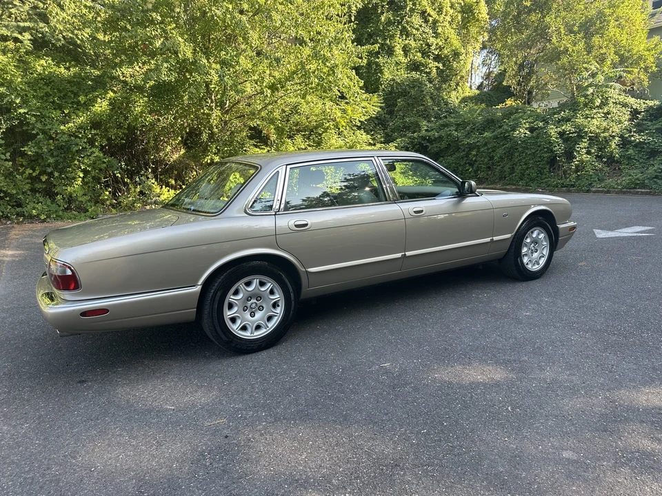 1999 Jaguar X308 XJ - Image 13 of 31