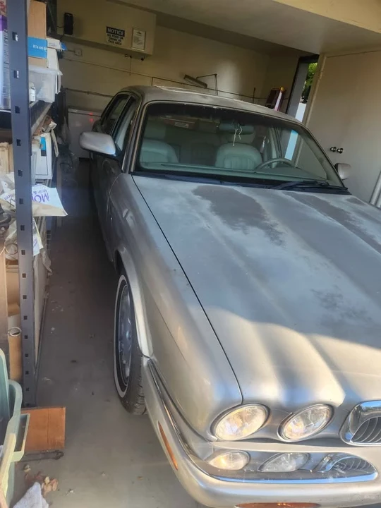 1999 Jaguar X308 XJ - Image 2 of 9