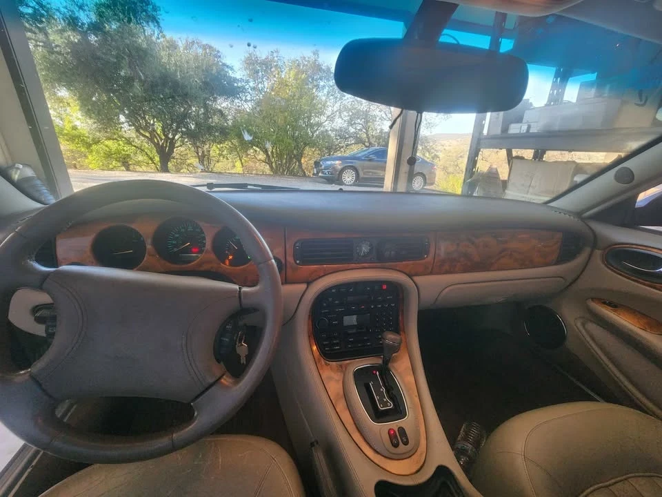 1999 Jaguar X308 XJ - Image 8 of 9