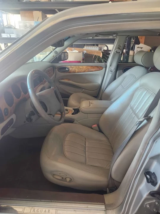 1999 Jaguar X308 XJ - Image 6 of 9