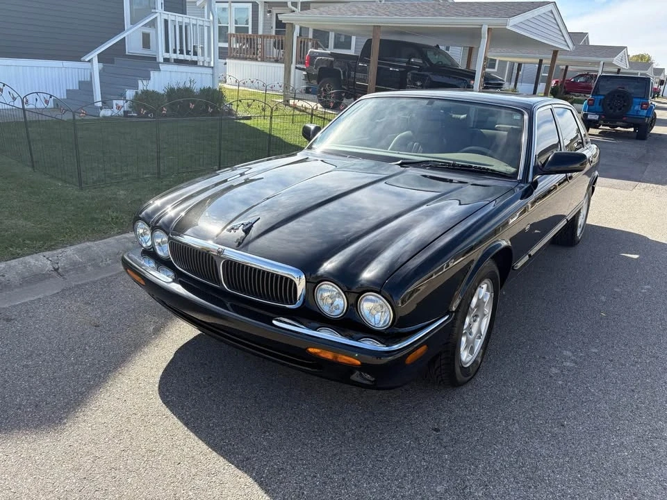 1999 Jaguar X308 XJ - Image 2 of 20