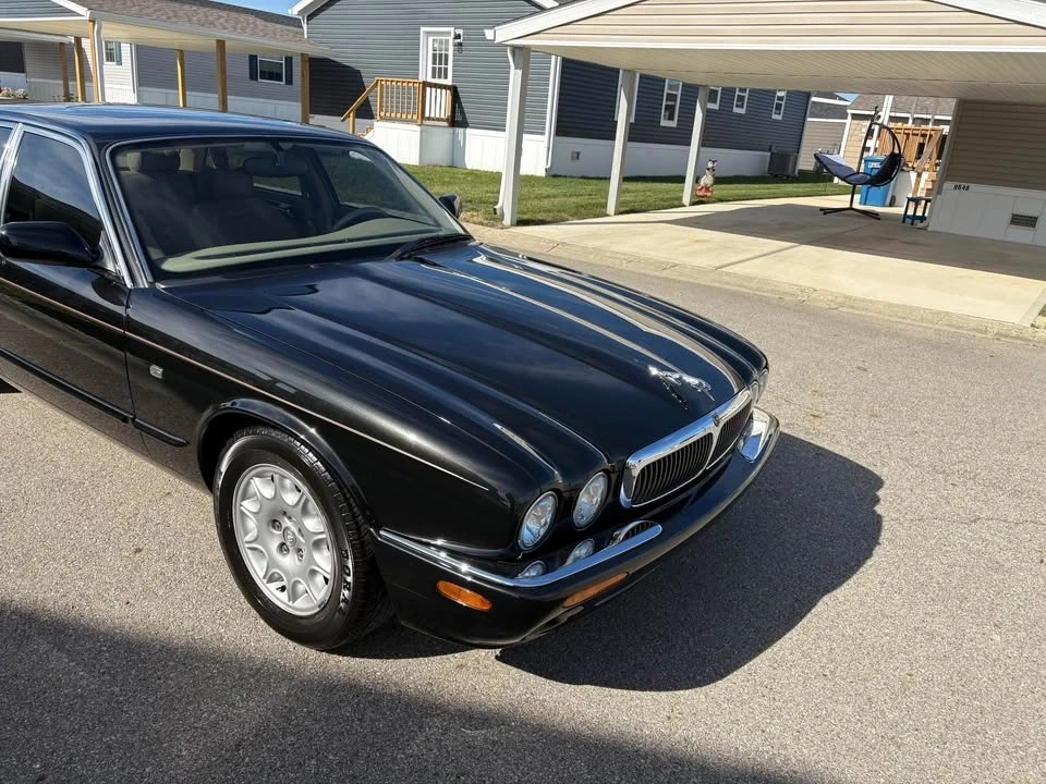 1999 Jaguar X308 XJ - Image 3 of 20