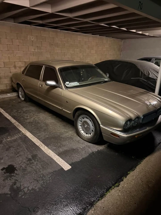 1999 Jaguar X308 XJ - Image 6 of 7