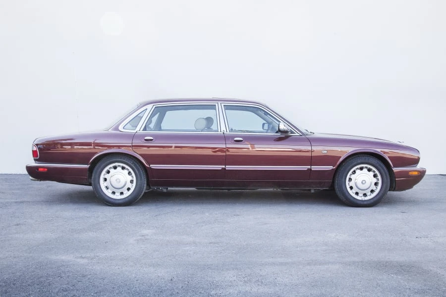 1999 Jaguar X308 XJ - Image 11 of 12