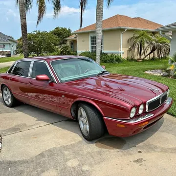 1999 Jaguar XJ8