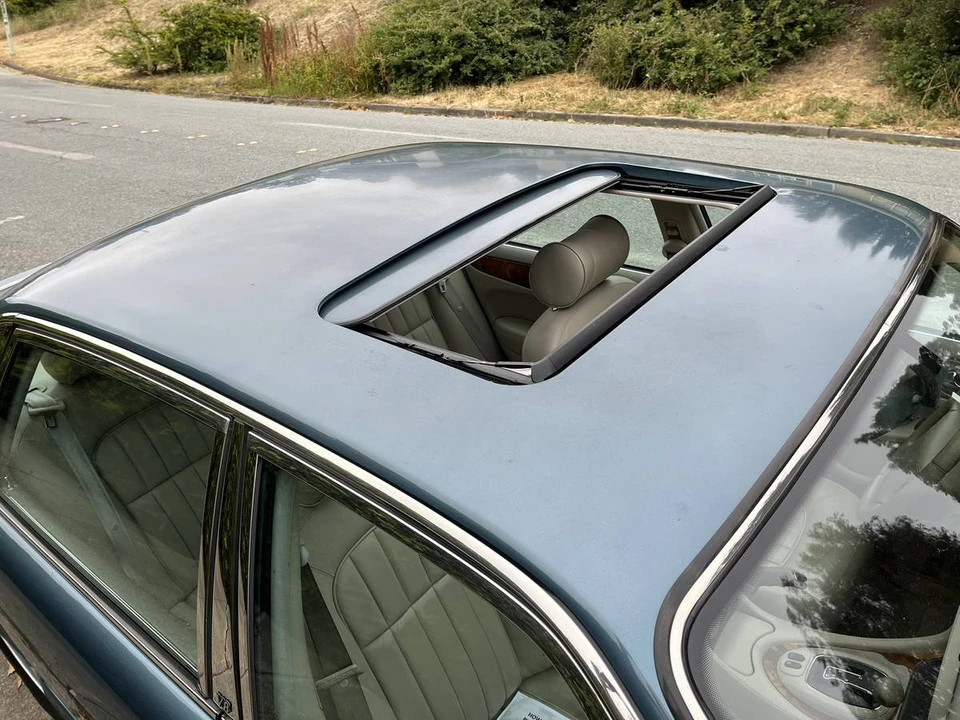 1999 Jaguar X308 XJ - Image 6 of 24