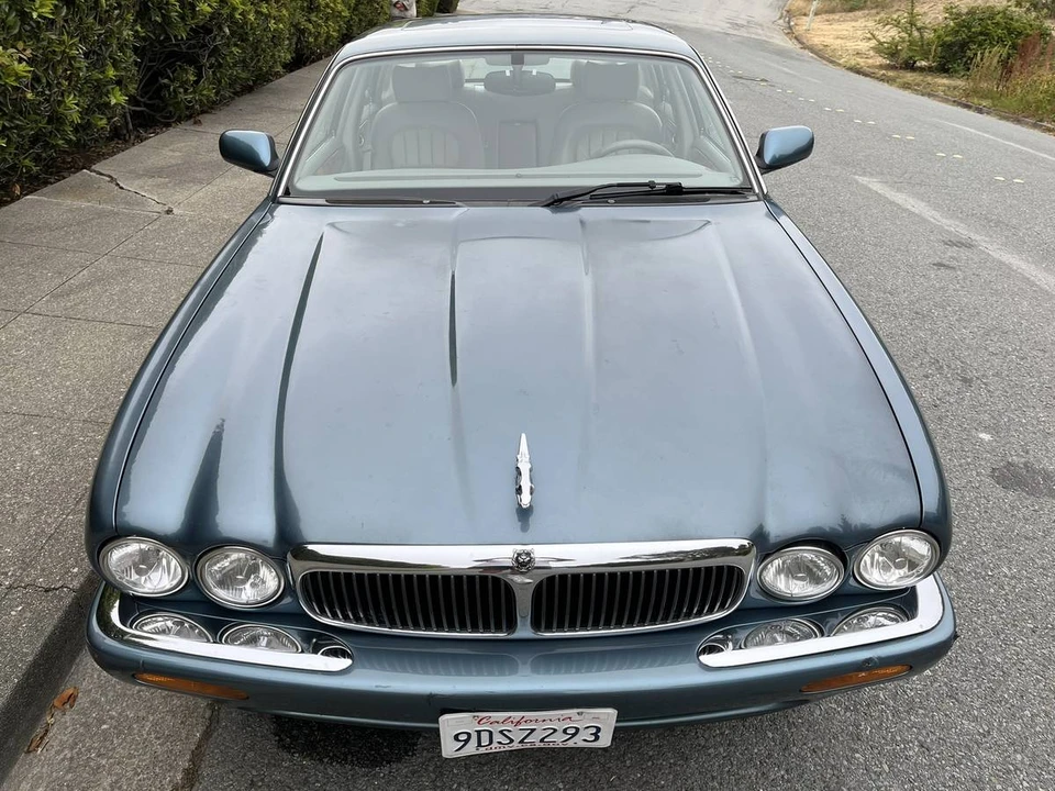 1999 Jaguar X308 XJ - Image 5 of 24