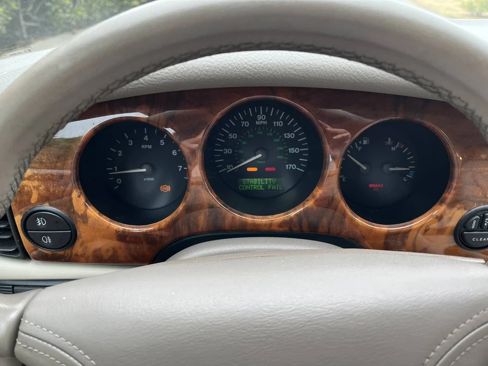 1999 Jaguar X308 XJ - Image 23 of 24