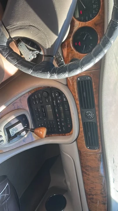 1999 Jaguar X308 XJ - Image 6 of 7