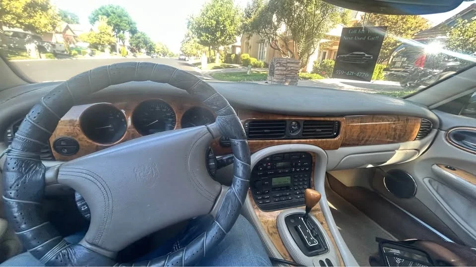 1999 Jaguar X308 XJ - Image 4 of 7