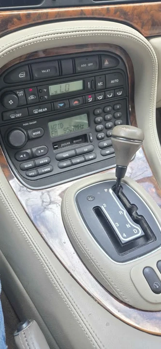 1999 Jaguar X308 XJ - Image 5 of 6
