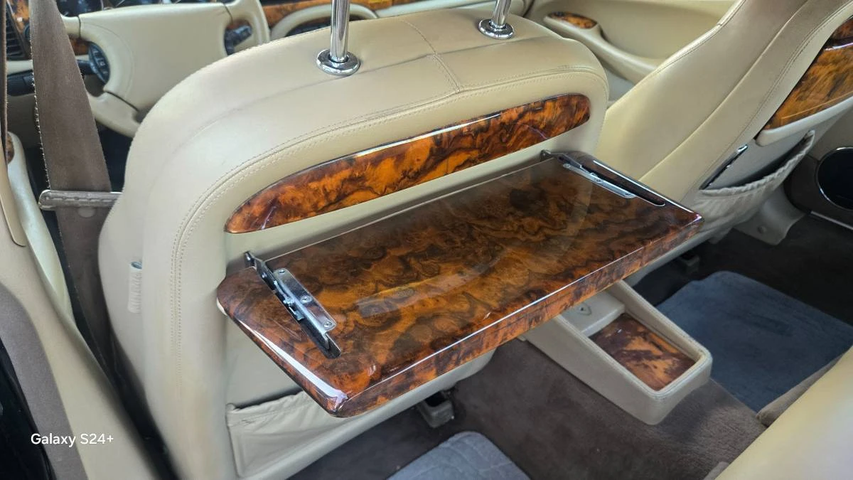 1999 Jaguar X308 XJ - Image 10 of 13