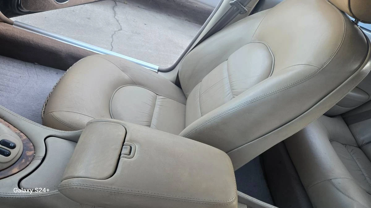 1999 Jaguar X308 XJ - Image 6 of 13
