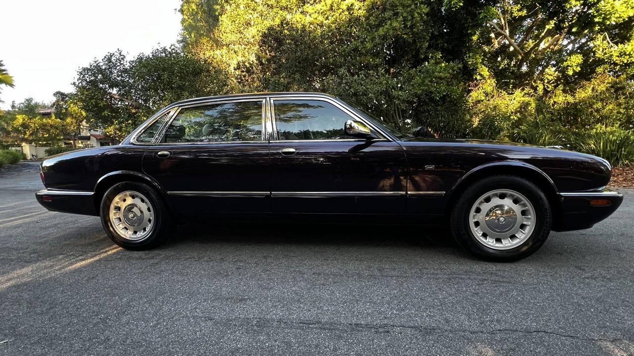 1999 Jaguar X308 XJ - Image 5 of 31