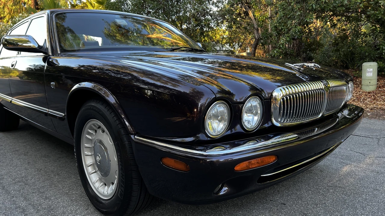 1999 Jaguar X308 XJ - Image 16 of 31
