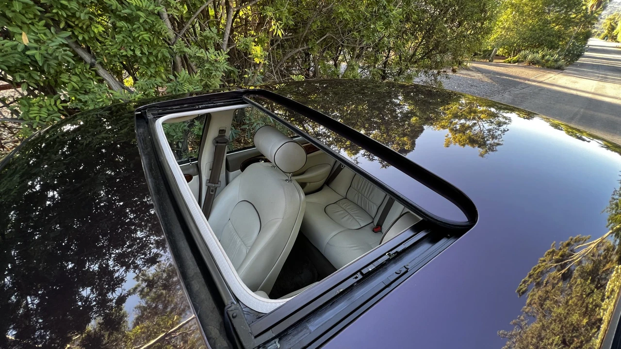 1999 Jaguar X308 XJ - Image 30 of 31