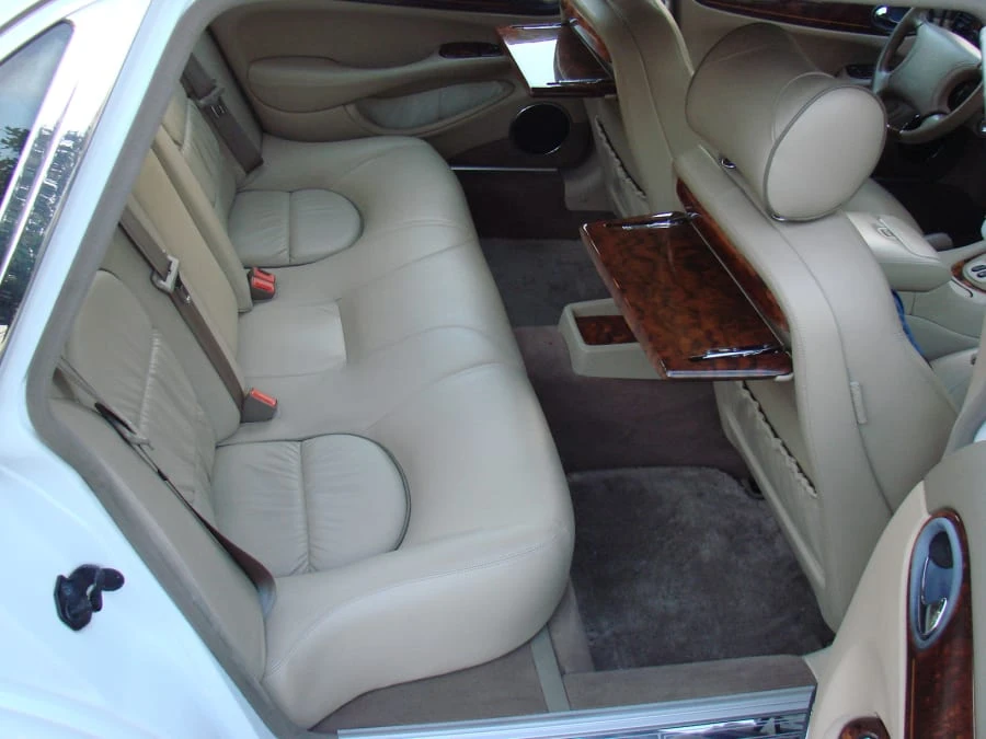1999 Jaguar X308 XJ - Image 6 of 10