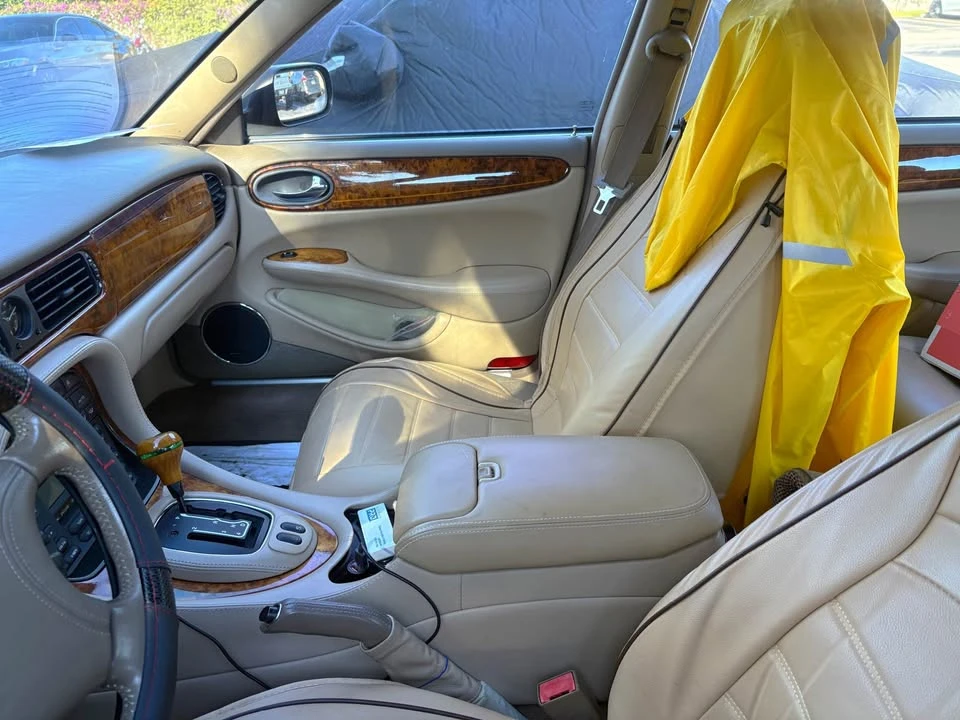 1999 Jaguar X308 XJ - Image 4 of 4