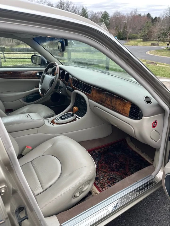 1999 Jaguar X308 XJ - Image 9 of 18
