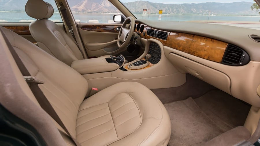1999 Jaguar X308 XJ - Image 5 of 12