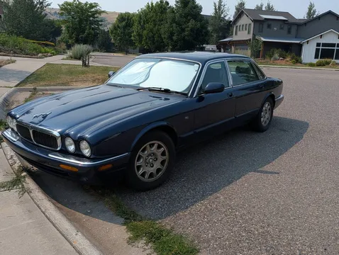 1999 Jaguar XJ8L