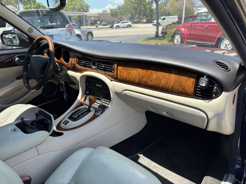 1999 Jaguar X308 XJR - Image 21 of 31