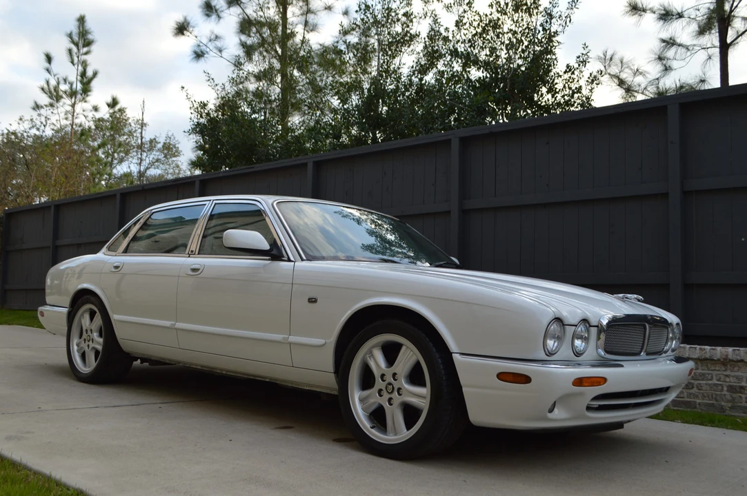 1999 Jaguar X308 XJR - Image 21 of 31
