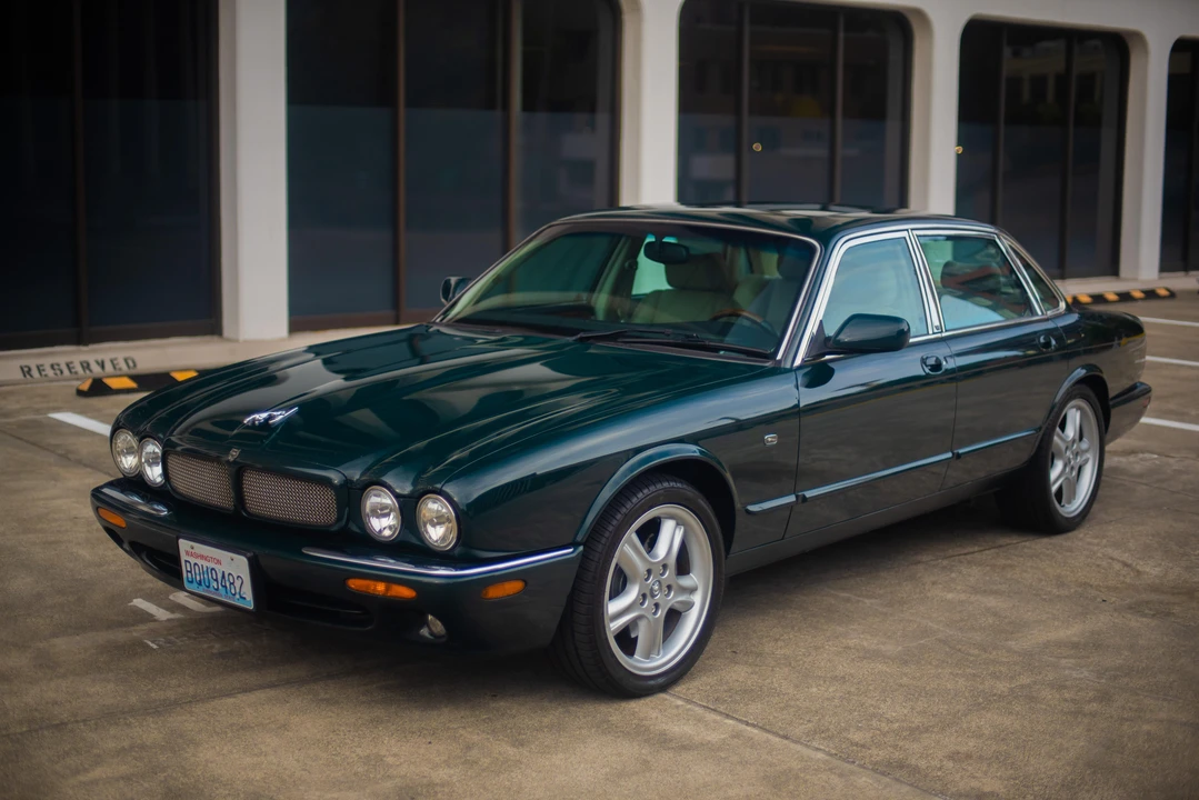 1999 Jaguar X308 XJR - Image 9 of 31