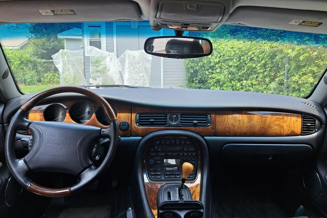 1999 Jaguar X308 XJR - Image 30 of 31