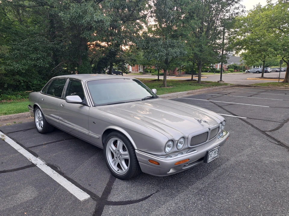 1999 Jaguar X308 XJR - Image 13 of 31