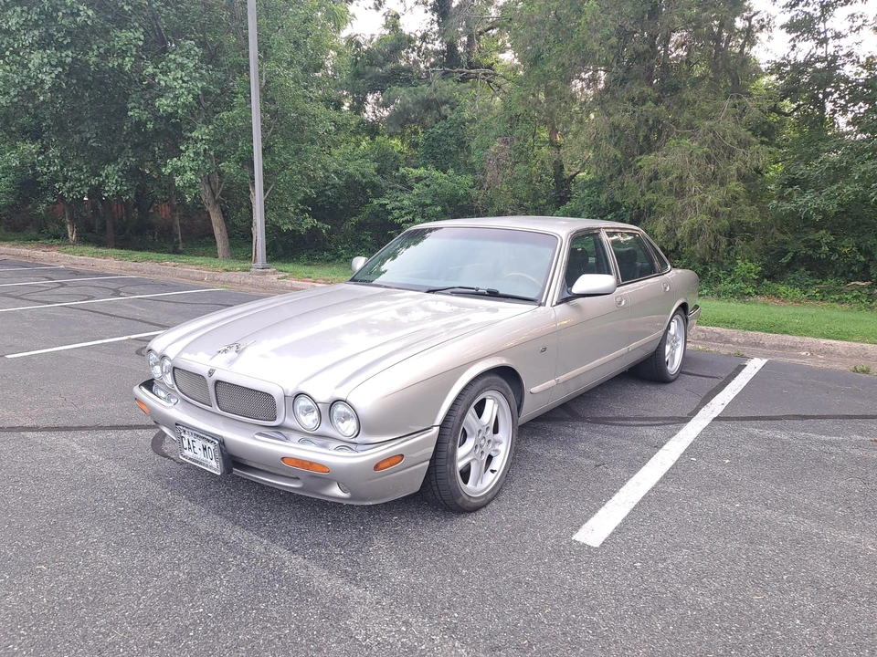 1999 Jaguar X308 XJR - Image 8 of 31